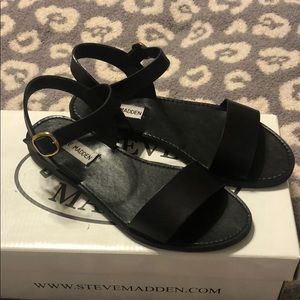 Black Steve Madden Sandals